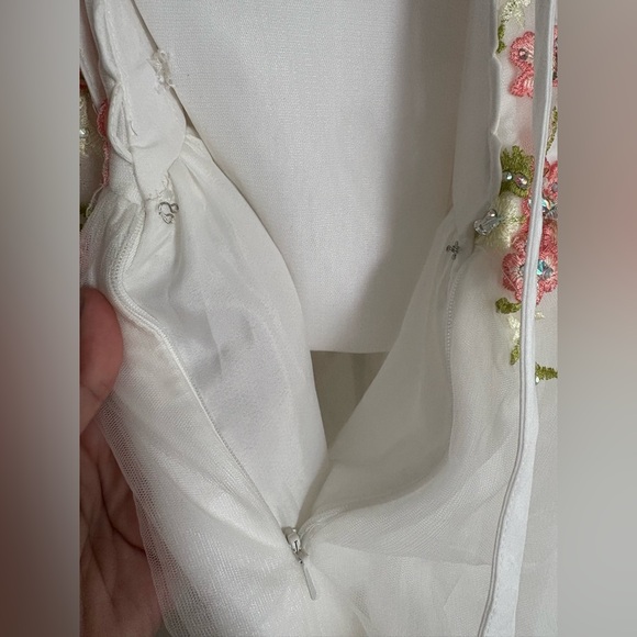 Sweet 16/ Quinceañera/ Wedding Dancing Queen Embellished Ivory Formal Ball Gown - Picture 9 of 10